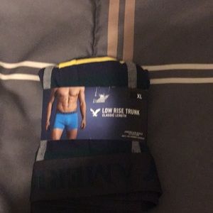 New XL mens American Eagle low rise trunks